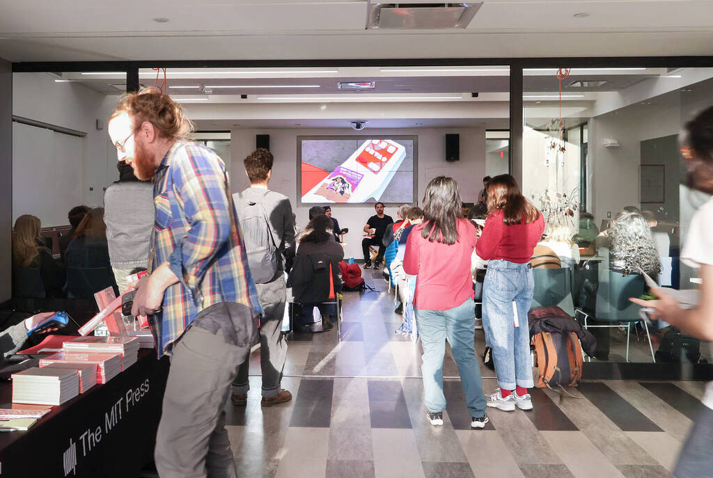 Lanzamiento libro en MIT 