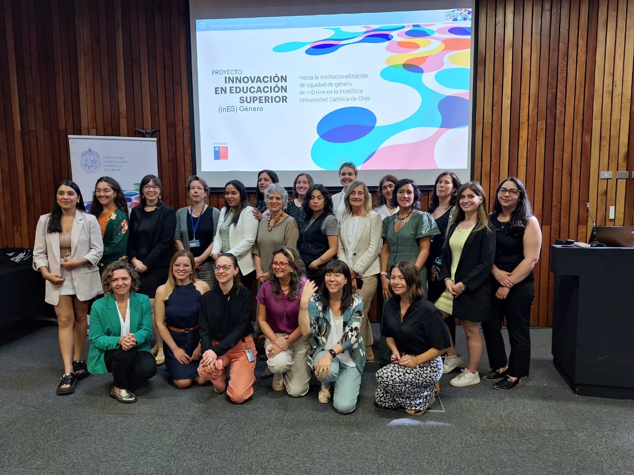 InES de Género: el proyecto UC que busca reducir las desigualdades entre hombres y mujeres en el mundo de la investigación