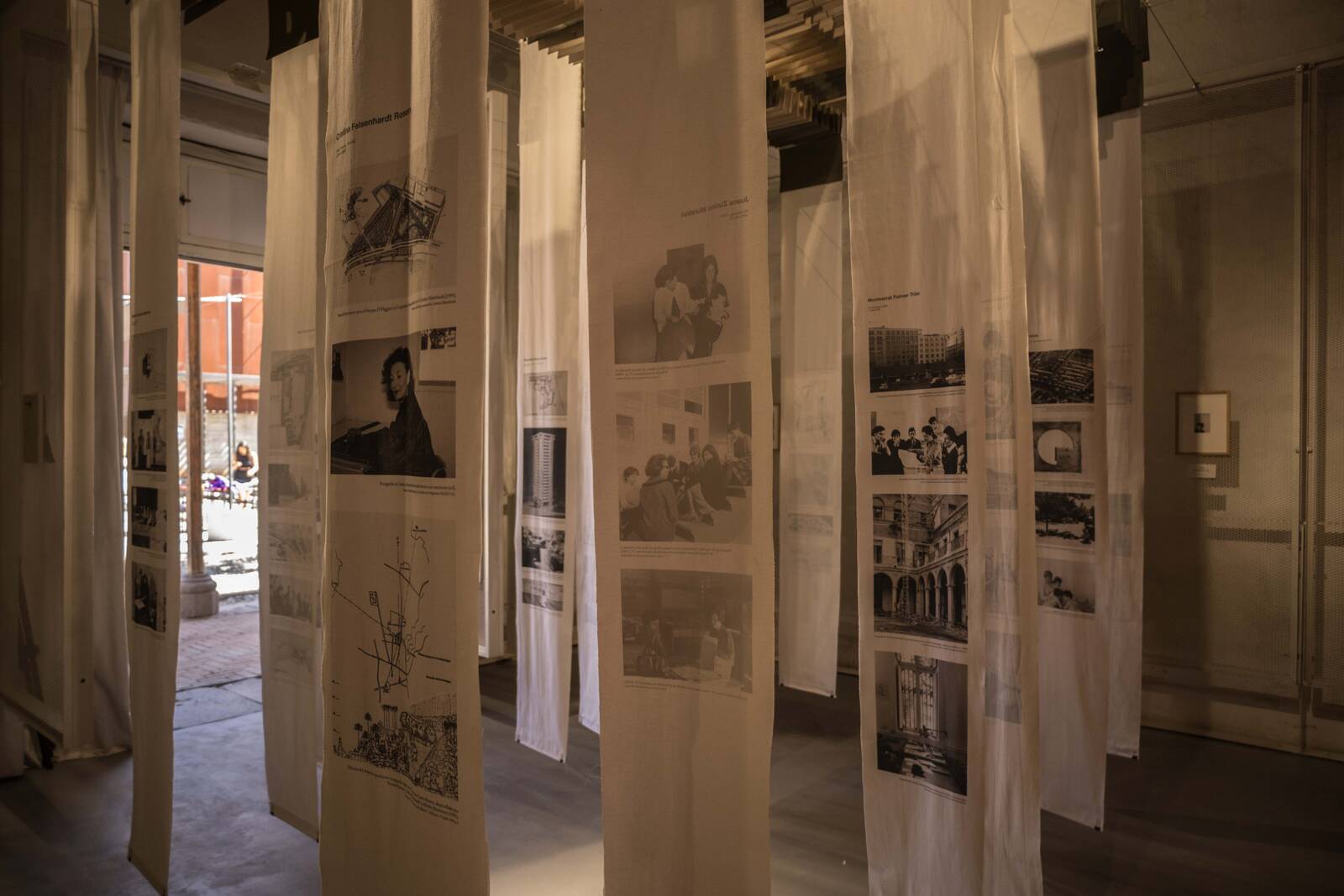 "Contracorriente. Trayectorias de arquitectas vinculadas a la UC (1928-1979)" I Fabiola Solari, Bárbara Rozas, Valentina Rojas, Javiera Rodríguez y Manola Ogalde